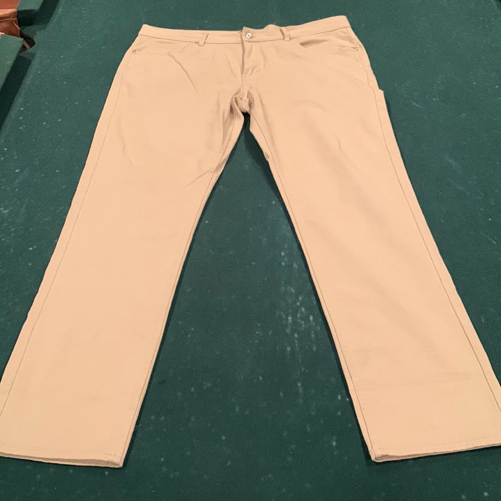H&M khaki jeans never worn